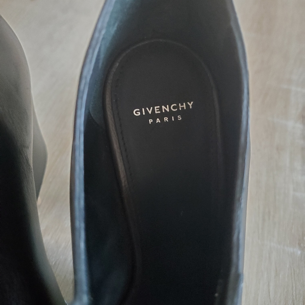Givenchy Lace Up / Gladiator Heels - Picture 7 of 9